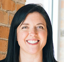 Sophie Hartwell, leidinggevende van het serviceteam, portret